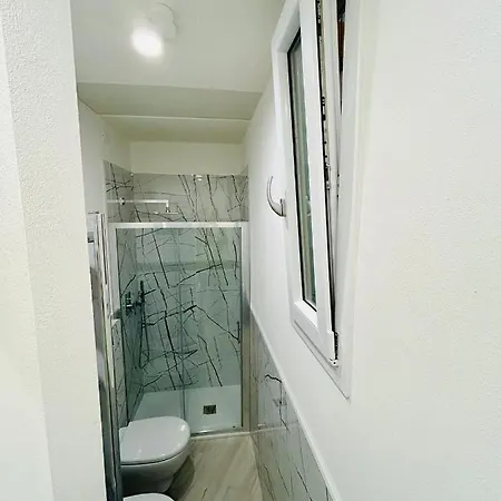 Kibilu - Viale Abruzzi - Shopping Area Buenos Aires - Near Centre Milan